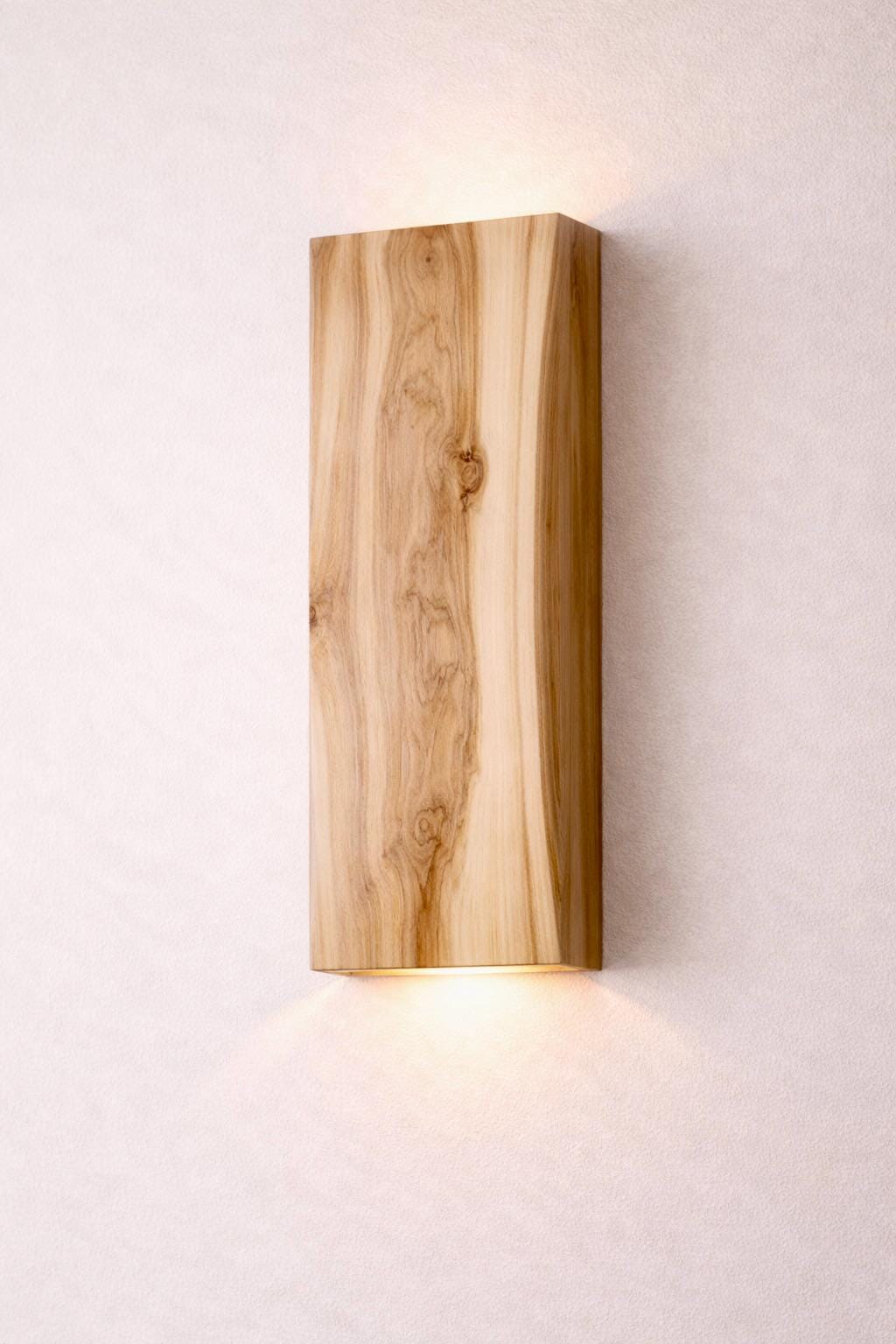Wandleuchte Holz Eiche | Handgefertigte Wandlampe mit Eichenfurnier | mit Stecker oder fest verdrahtet | Modern